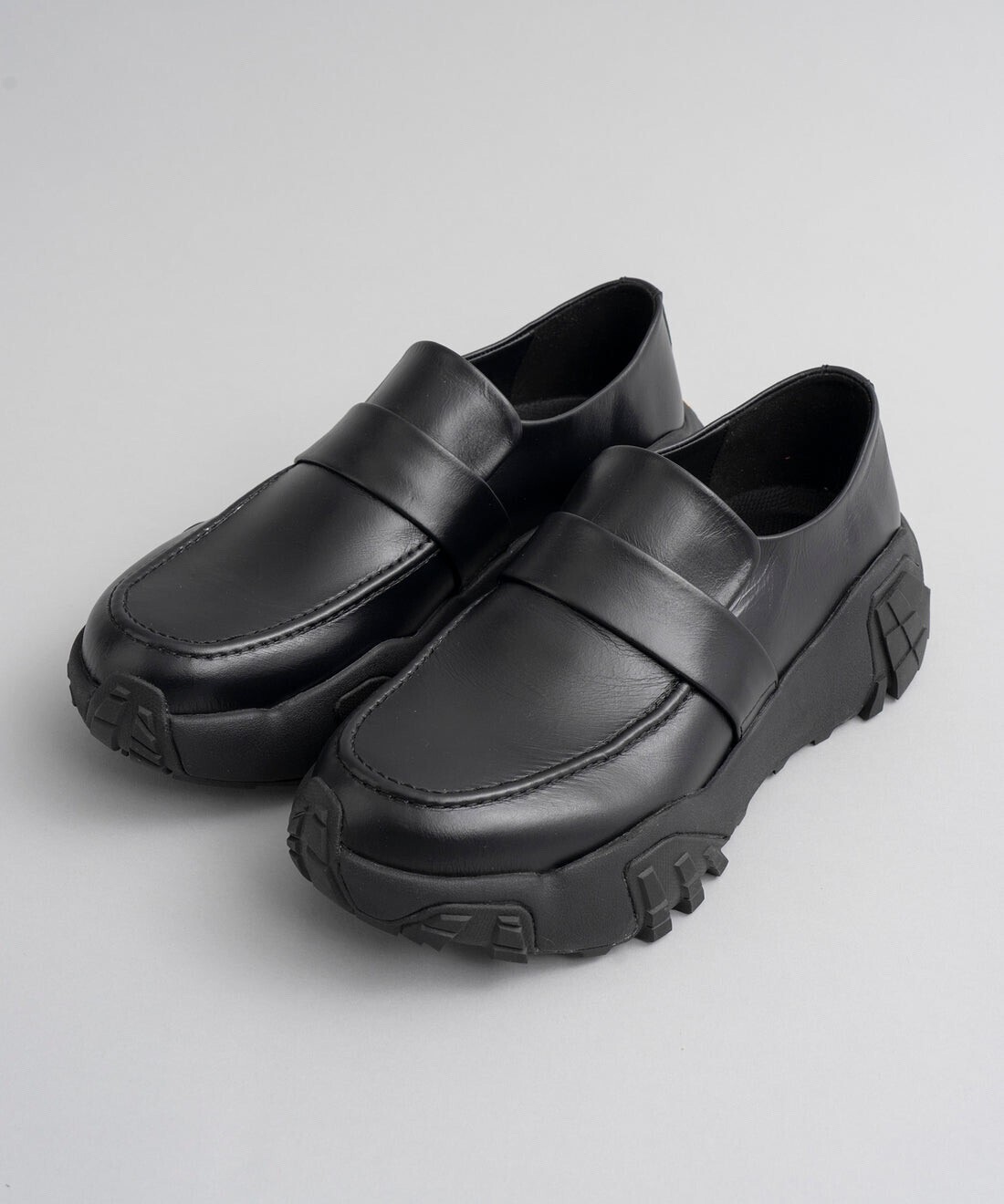 MAISON SPECIAL 【SPECIAL SHOES FACTORY COLLABORATION】Vibram Sole Loafer Mad