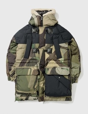 sacai KAWS PRINT BLOUSON