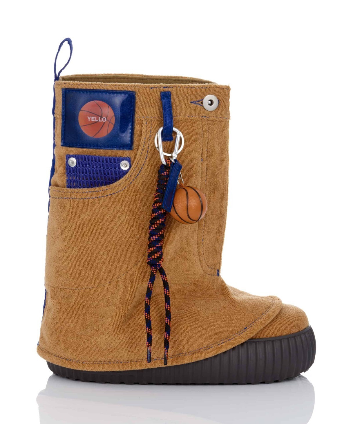 YELLO BASKETBALL CLUB SHORT BOOTS