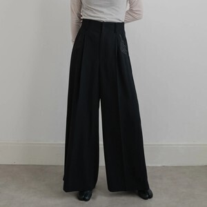 iCONOLOGY 花を着るセットアップ ワイドパンツ
