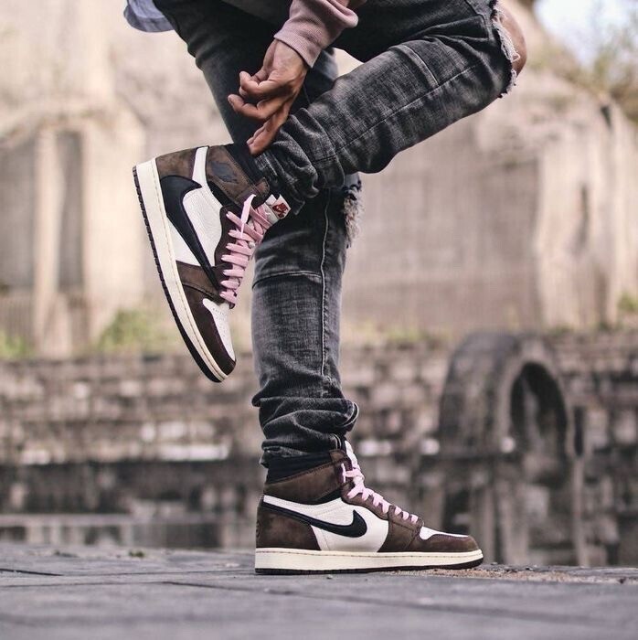 NIKE NIKE Air Jordan 1 High Travis Scott ナイキ エアジョーダン1