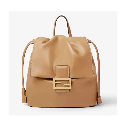 FENDI カプチーノブラウンレザー バックパック