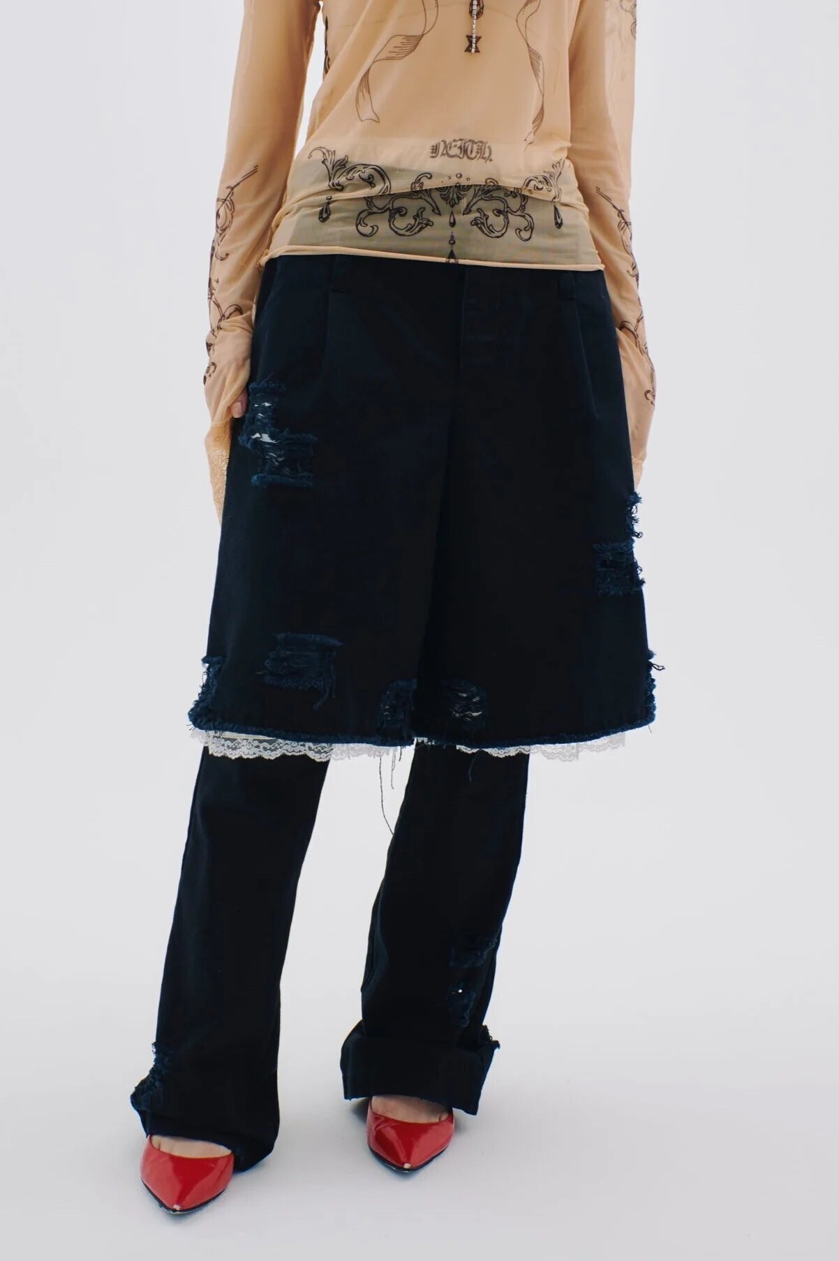 neith. Twill Lingerie Half Pants