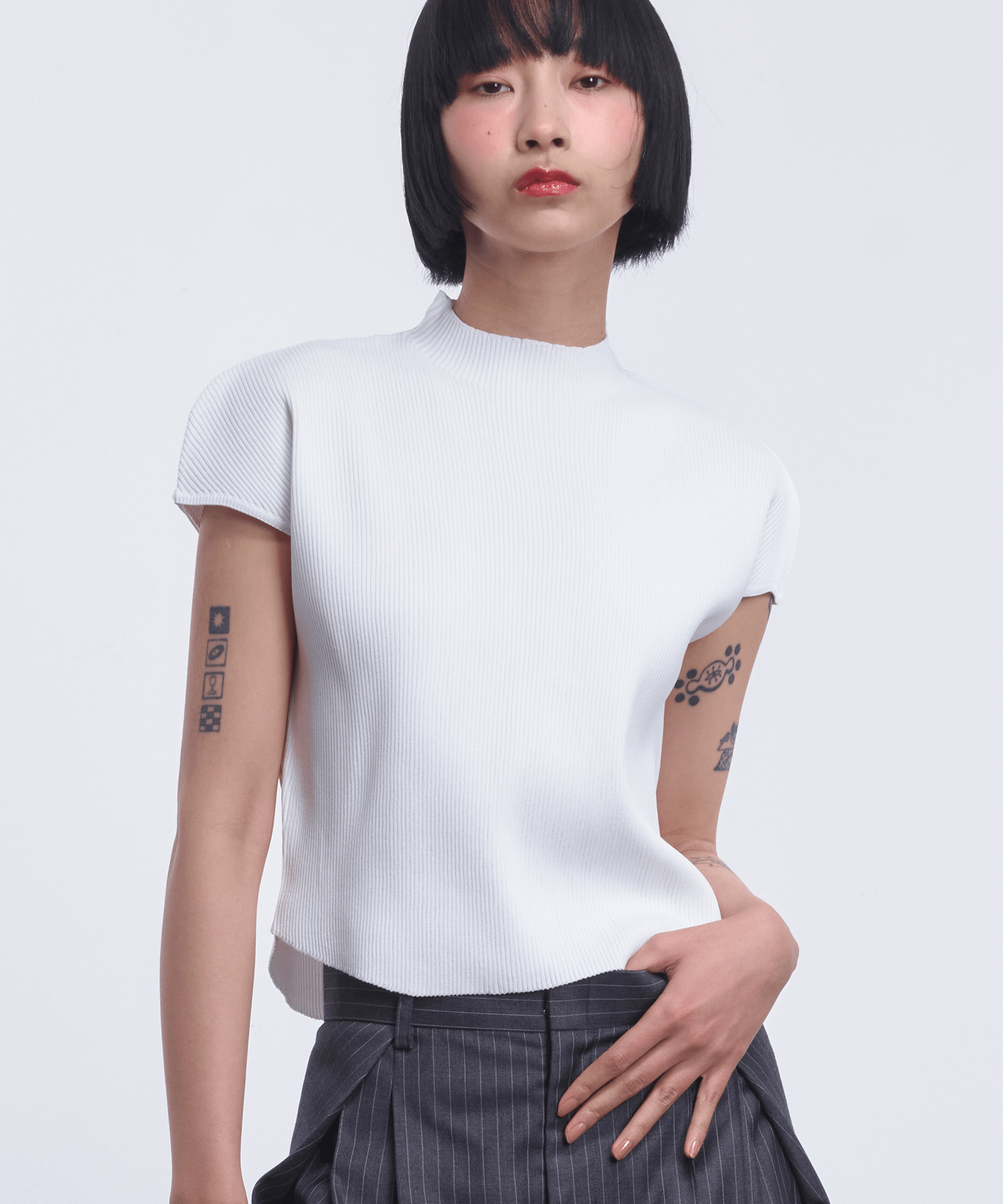 LAEMUSE FRENCH SLEEVE TOP
