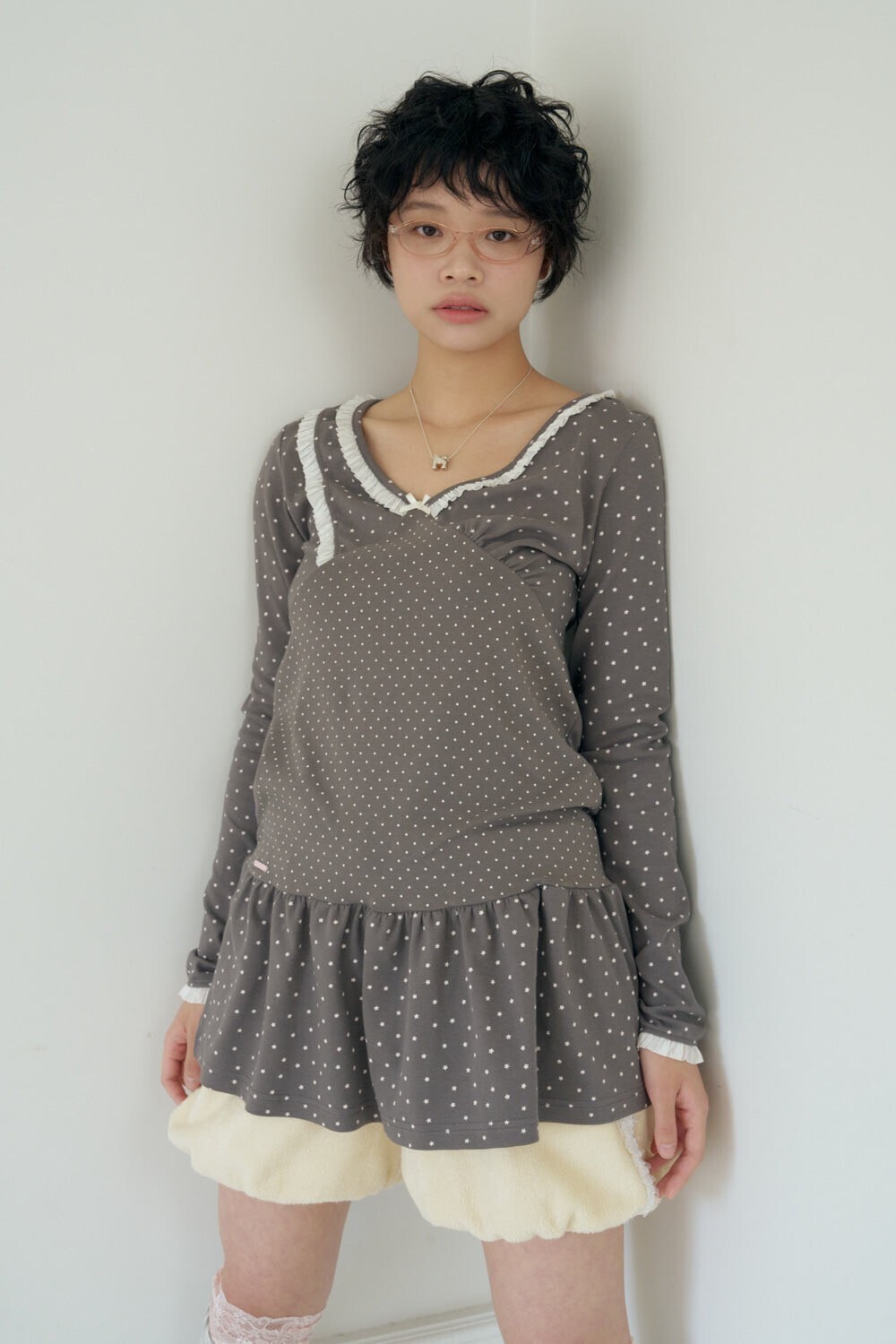 SHAKIRI スターリーレースシャーリングドレス (CHACOAL)