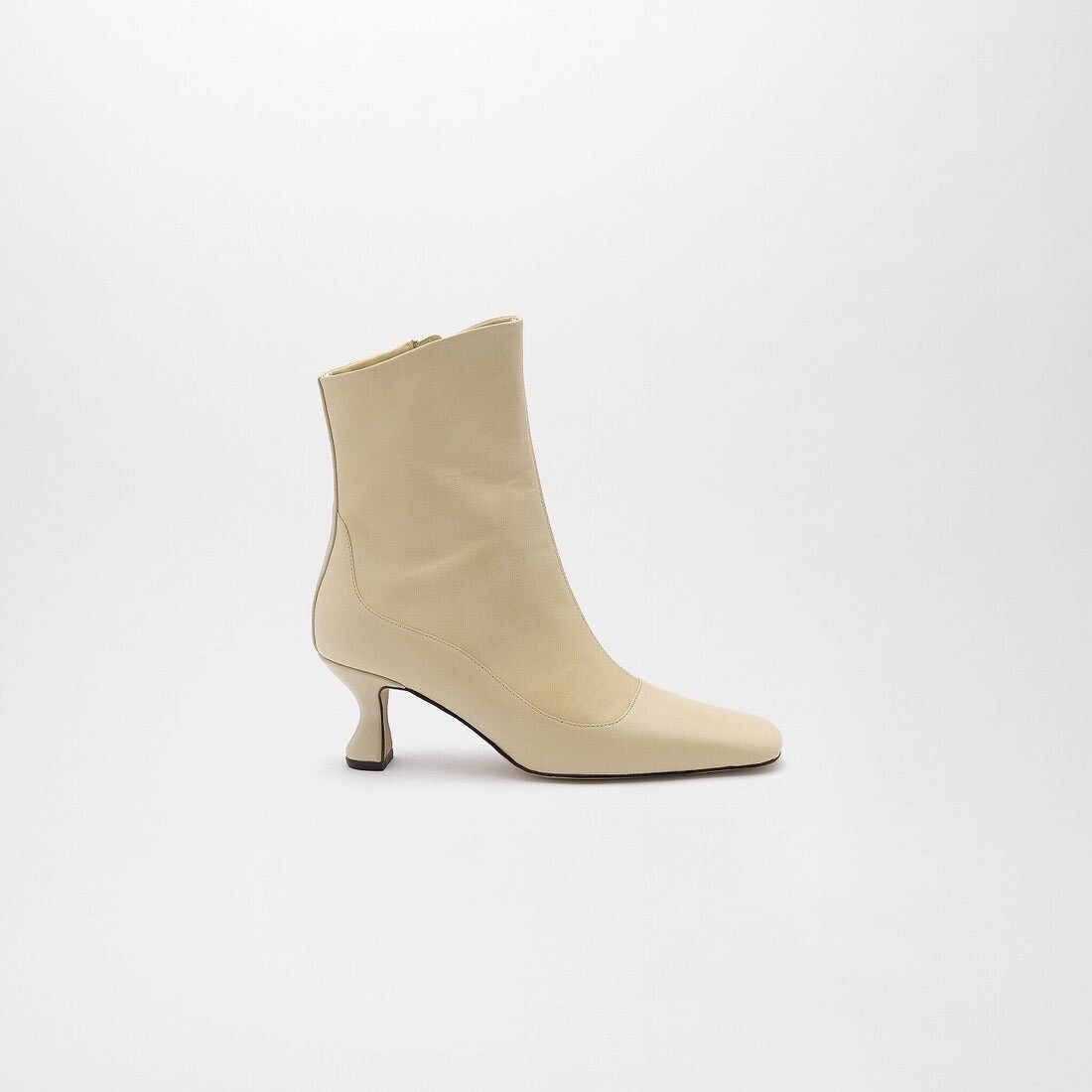 ALM. ARROW LEATHER BOOTS (Yellow Beige)