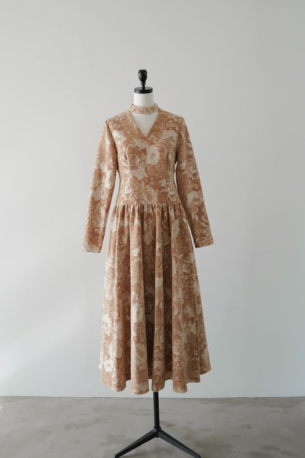 Acka. classic flocky dress