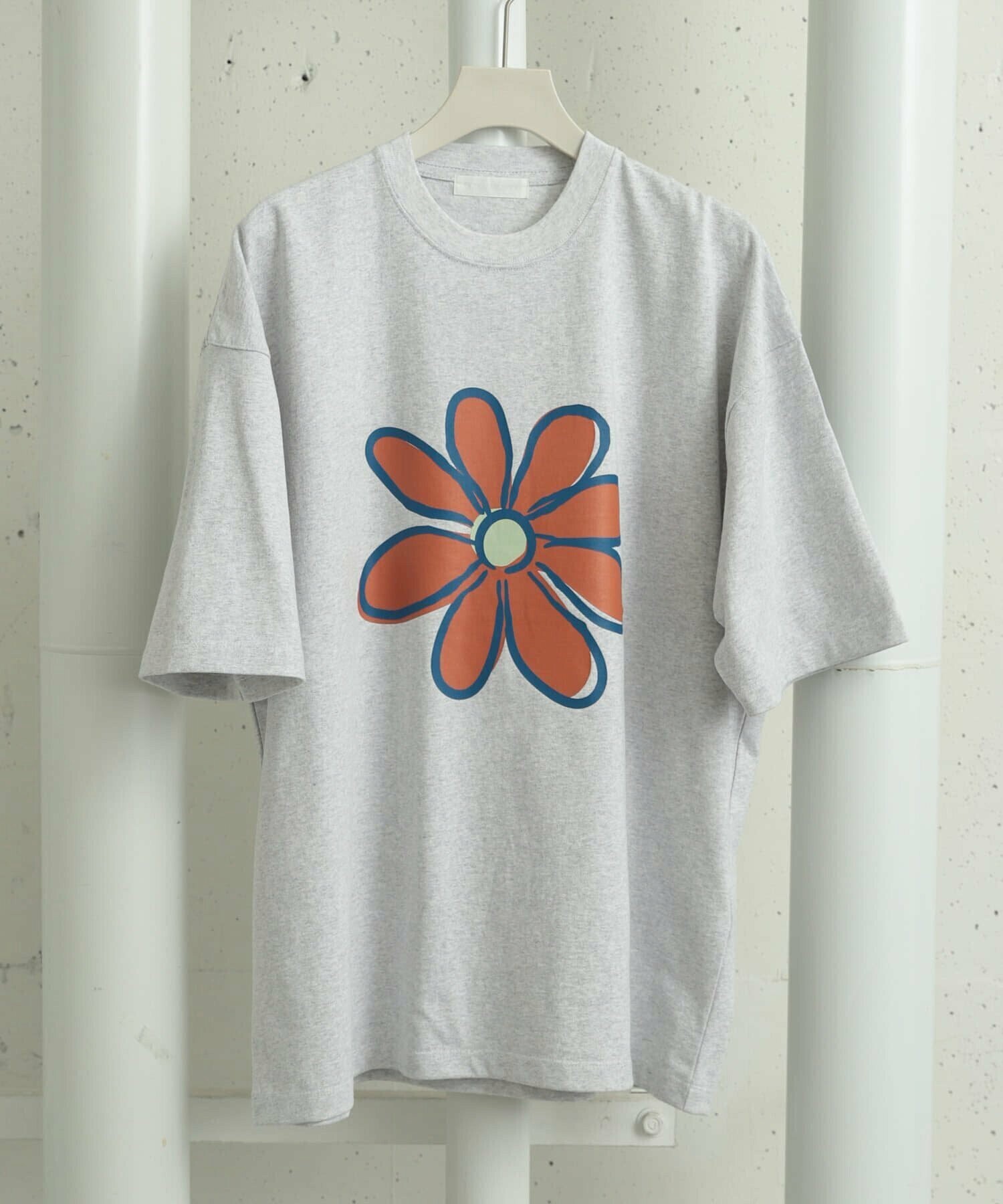 SENSE OF PLACE by URBAN RESEARCH ポップアートフラワープリントTシャツ(5分袖)