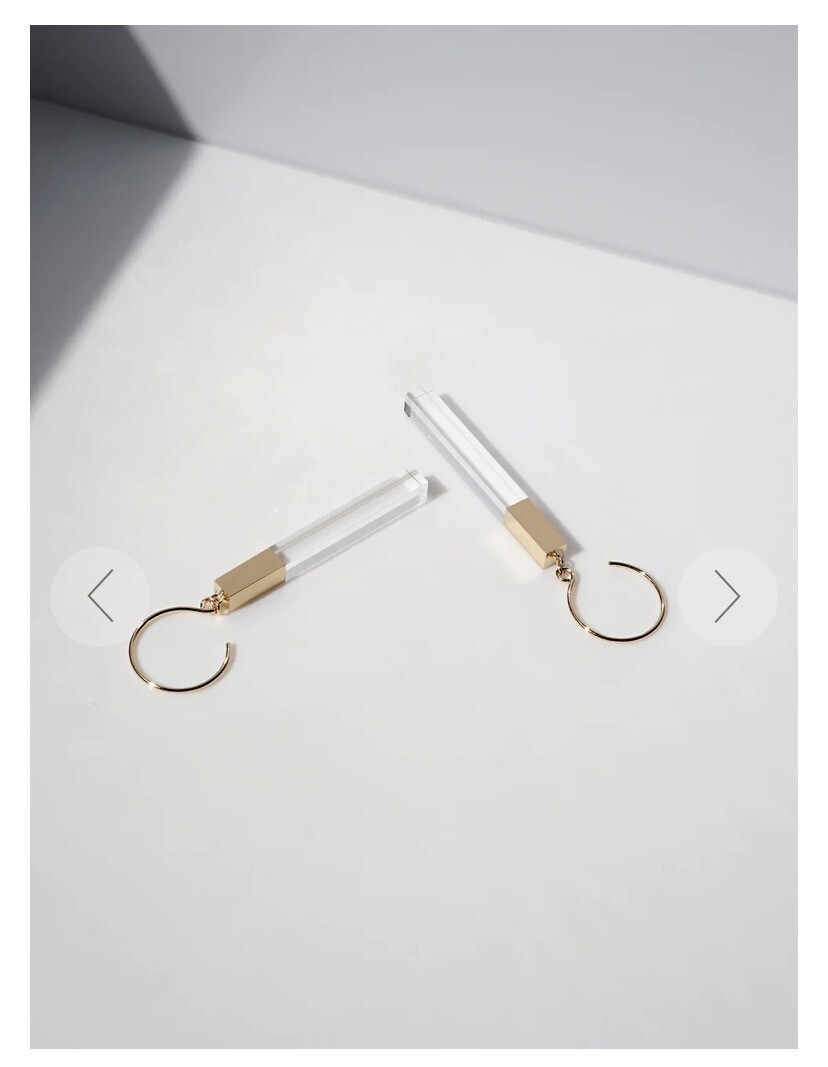 talkative Pierced EarringSTICKHook LQuartz