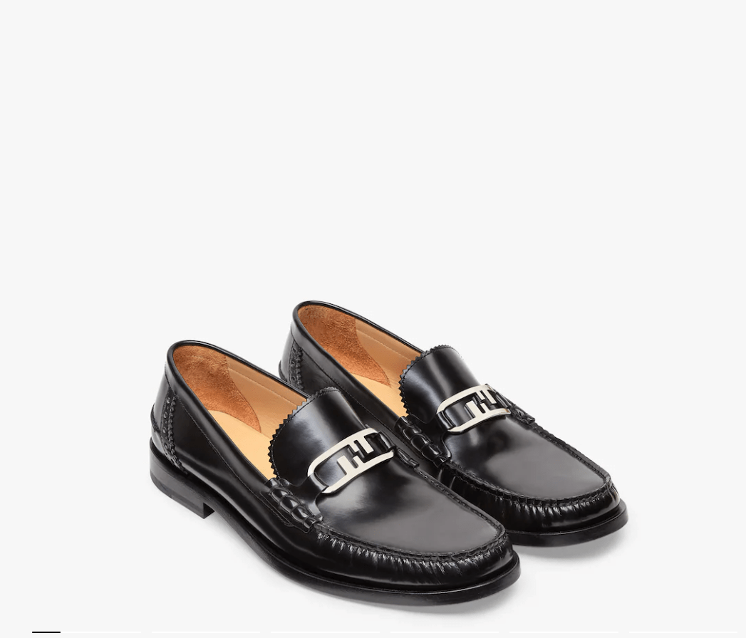 FENDI ブラックレザー ローファー