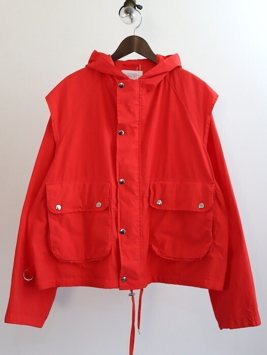 UNUSED HOODED JACKET RED