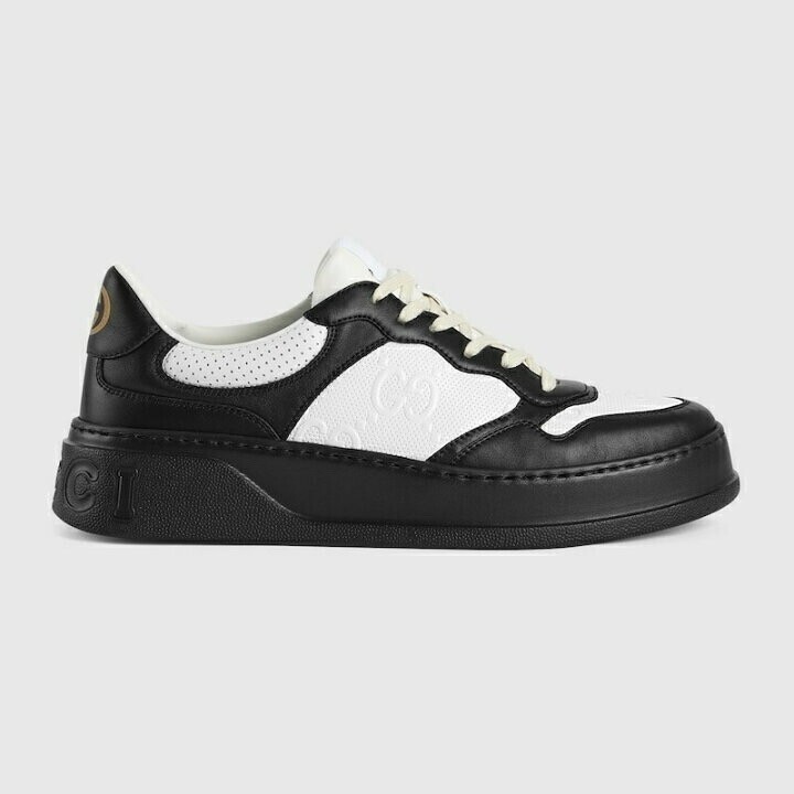 GUCCI GGエンボス メンズ スニーカー