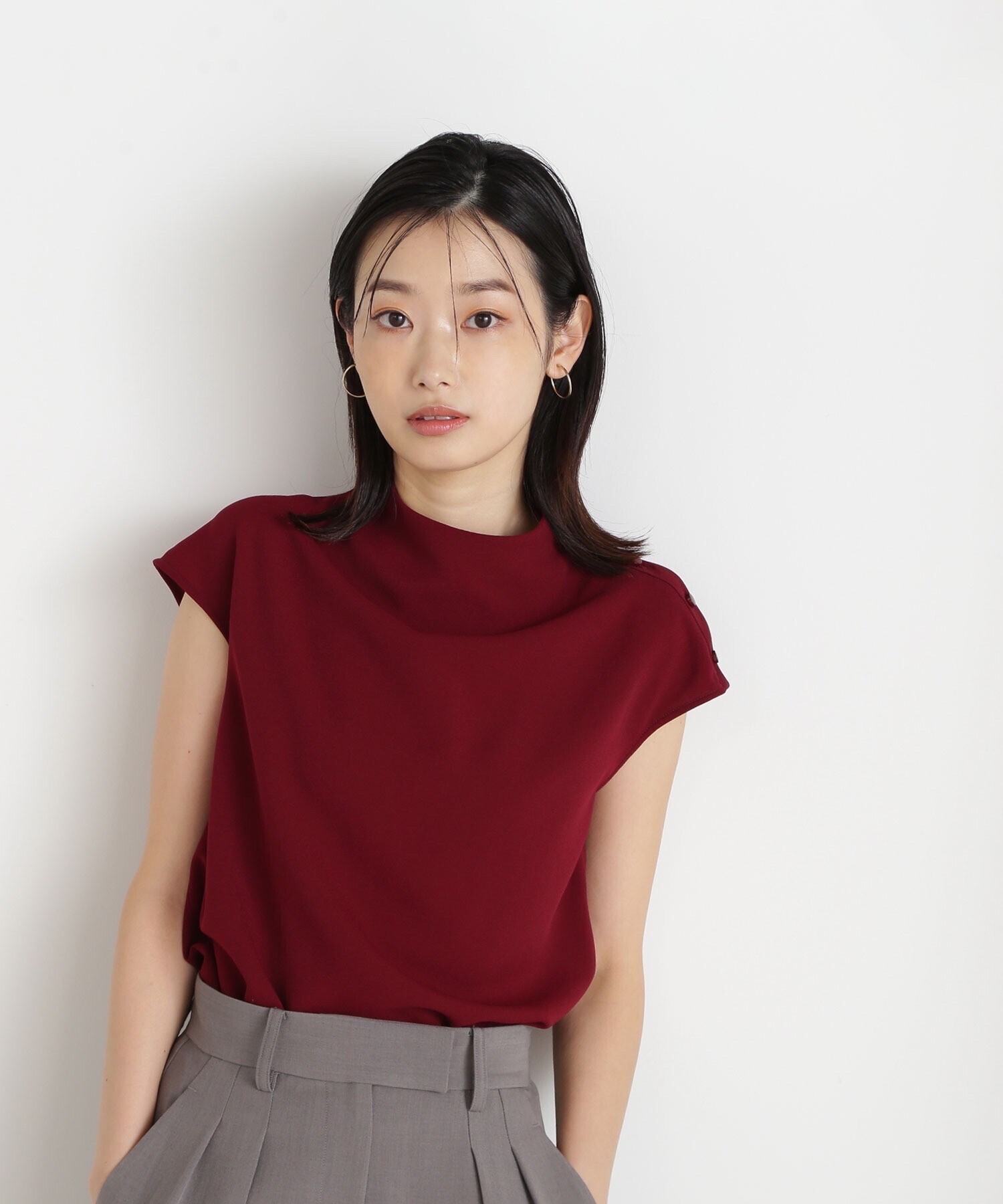 NATURAL BEAUTY BASIC ボトルネックボタンブラウス