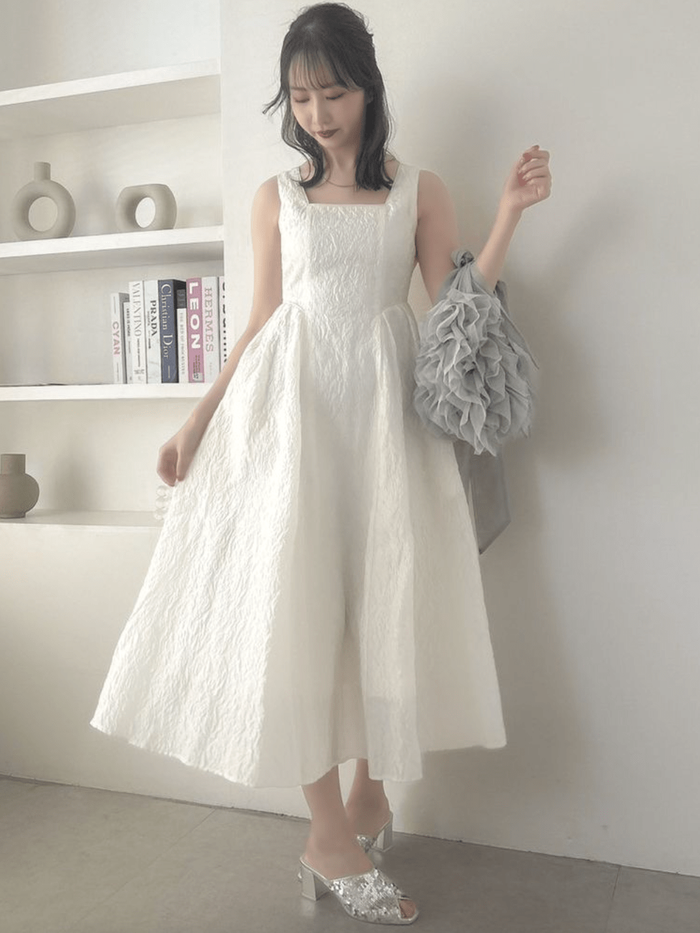 dazzlin バックボリュームヘプバーンワンピース