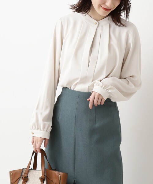 N.Natural Beauty Basic* スタンドカラーフロントタックブラウス