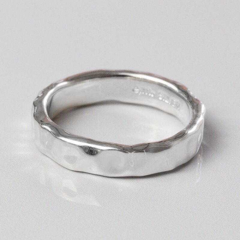 e.m. ring