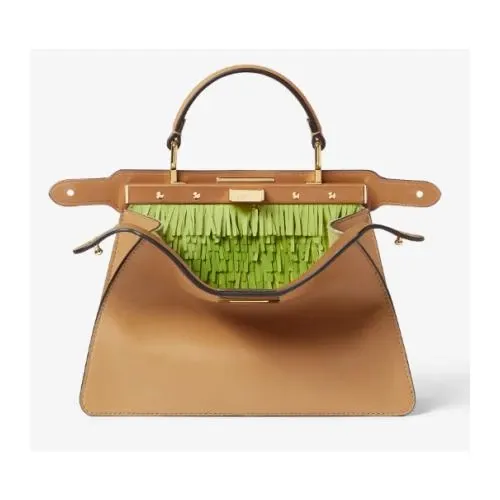 FENDI ピーカブー ISeeU
