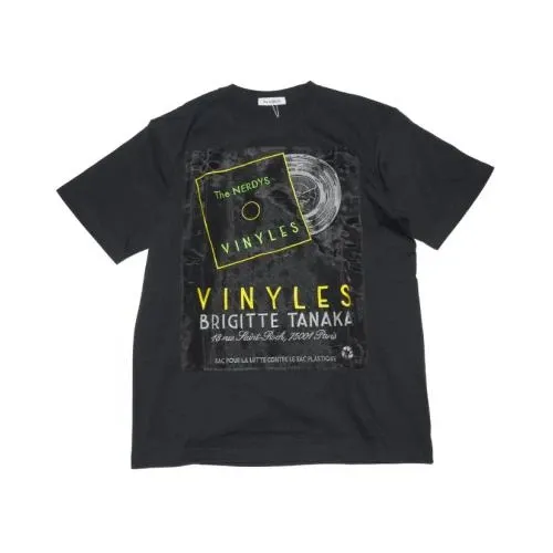 The NERDYS Brigitte Tanaka VINYLES T-shirt