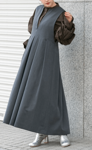 KBF キーネックBIGプリーツジャンパースカート