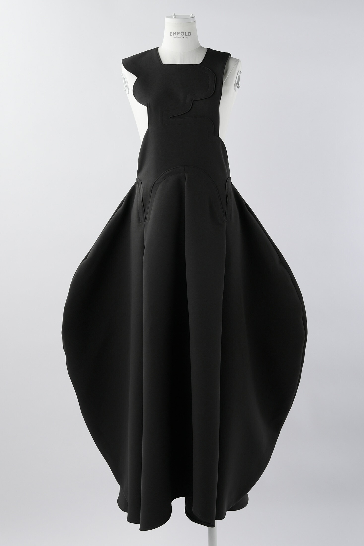 ENFOLD SCALLOPED JUMPER SKIRT