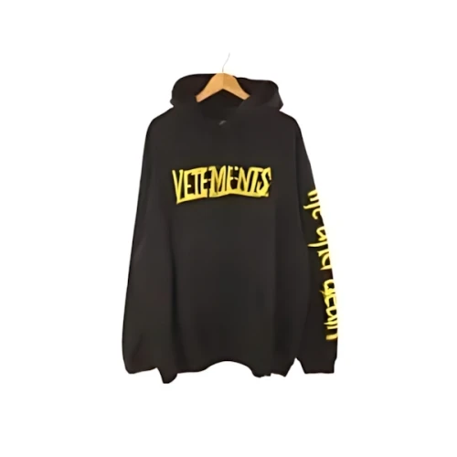 VETEMENTS ロゴ プリント プルオーバー