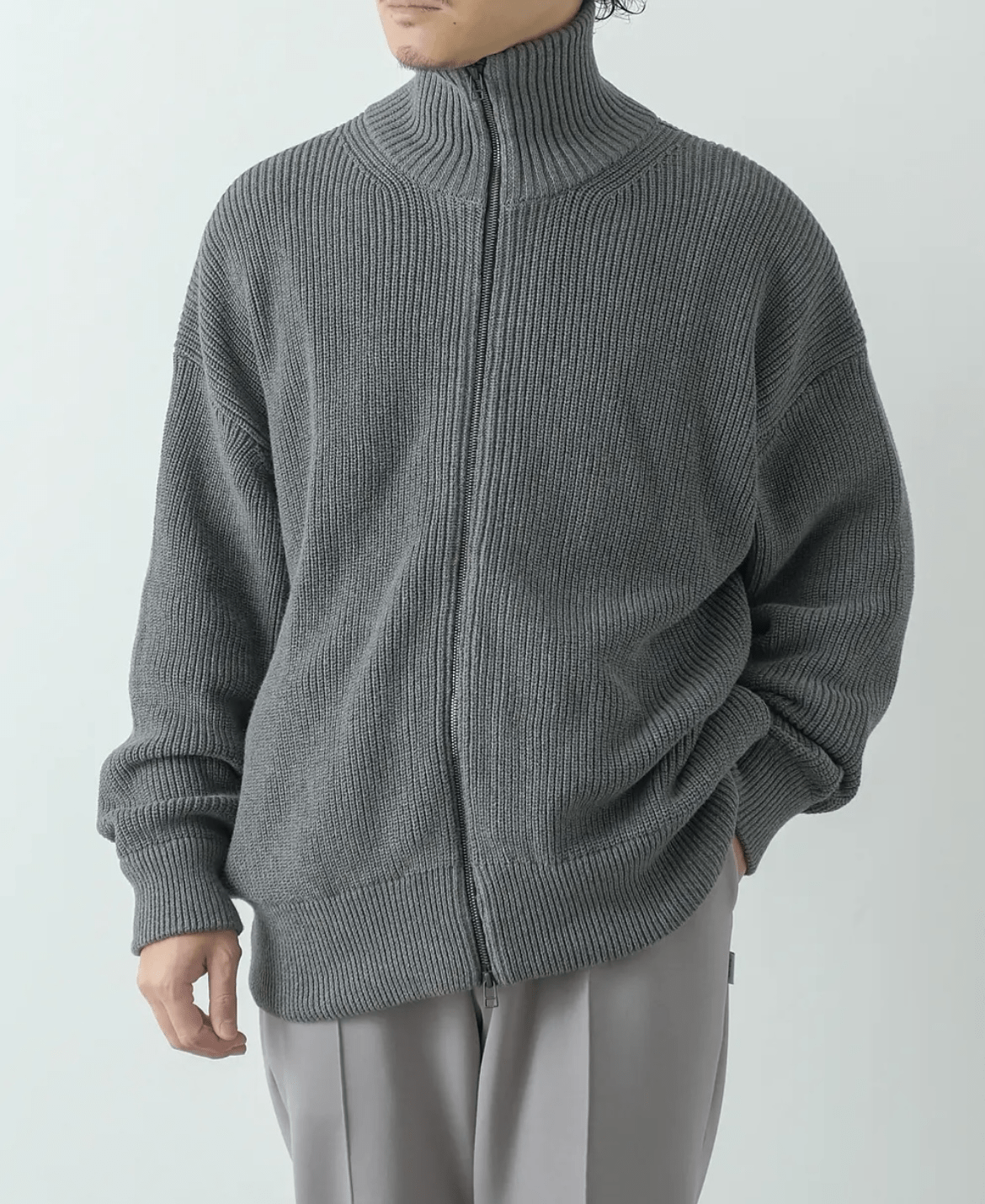 SUAVELE OVERSIZED HIGH NECK DRIVERS KNIT