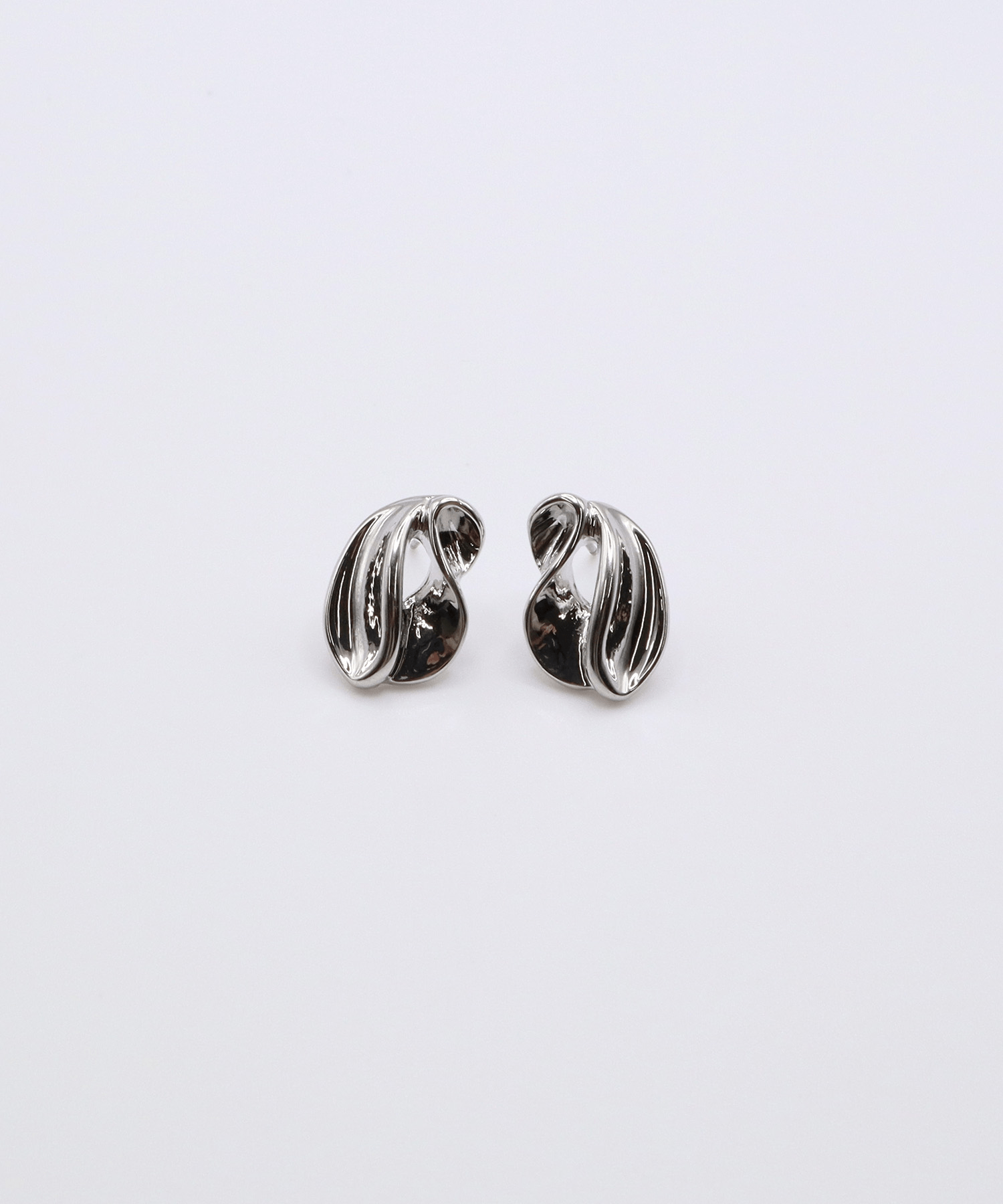 VATSURICA 〈L1151P2〉ニュアンス メタル カーブ ピアス