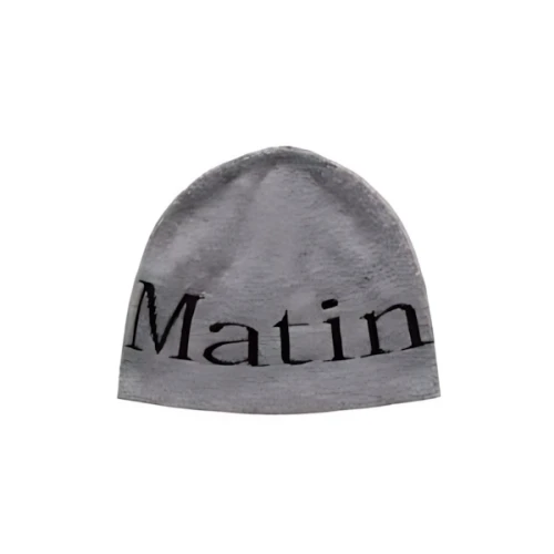 Matin Kim LOGO JACQUARD SHORT BEANIE IN GRAY