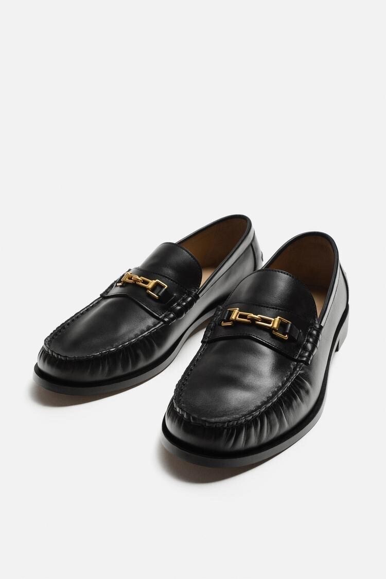 ZARA レザーアップリケローファー