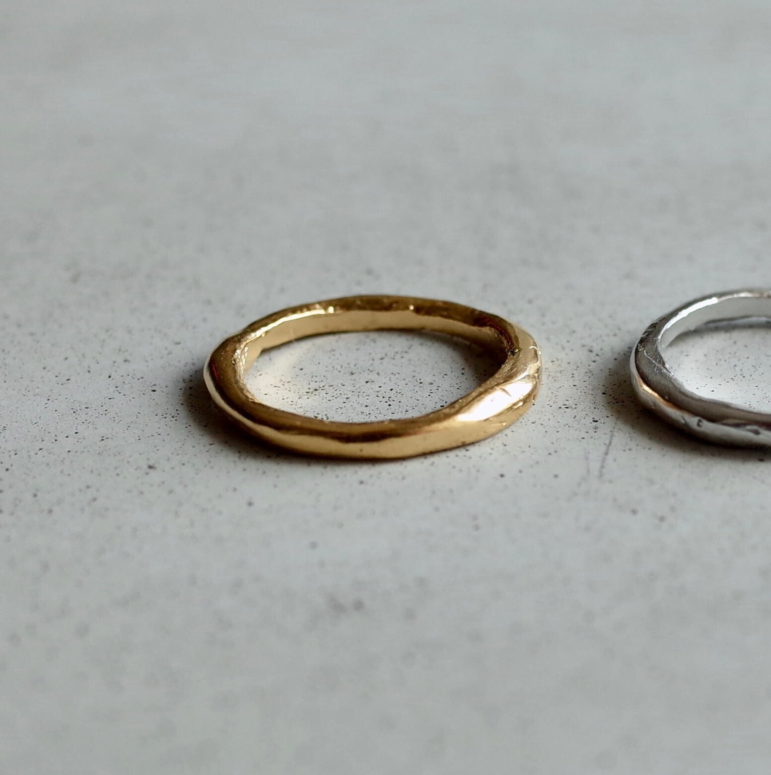 warmth Simply Rough Ring