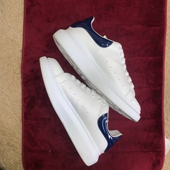 Alexander McQueen スニーカー